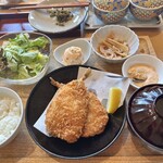 博多もつ鍋 やまや - アジフライ定食