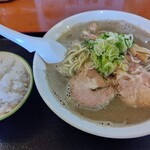 煮干中華 あさり - 全景