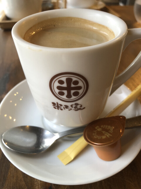 Oyone Cafe Bread & Butter