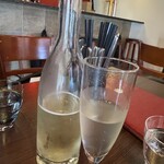 スペインバル ベジャ - 昼からスパークリングワイン（カラフェで）