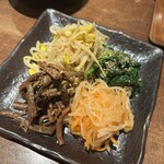 焼肉 静龍苑 - ナムル