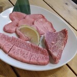 ヤキニク OHANA - 