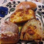 fiveran - ミルクフランス、クロックムッシュ、玉ねぎとチーズのタルティーヌ、米粉パン