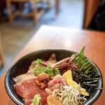 天びん屋 - 天びん屋の海鮮丼