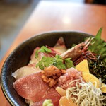 天びん屋 - 天びん屋の海鮮丼