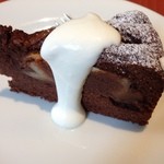 Chef's Table R&D -  ランチにはケーキとドリンク付でした