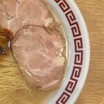 双喜紋 - ラーメン670円（ネギ抜き）右