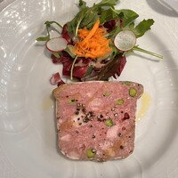 ブラッスリー ポール・ボキューズ 大丸東京 - アレルギー対応のパテドカンパーニュ