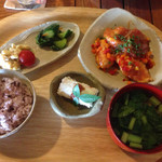 オリーブの木 - ランチプレート