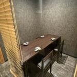 ふく手羽 - 半個室のテーブル席になります。