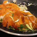 Splish - サーモンとイクラで親子