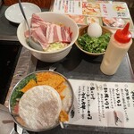 鉄板バル・お好み焼き・もんじゃ 粉と水 - 