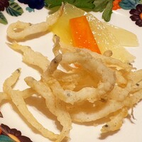 南蛮 銀圓亭 - 白魚唐揚げ