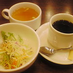 東京厨房 - スープ、コーヒー、サラダ