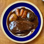 ぽん多本家 - 大倉陶園の洋皿が華と格式を添える