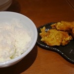 開花屋 楽麺荘 -  （2014/4月） ランチセットA（唐揚げ2個＋ご飯）