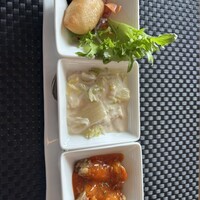 ホテルオークラレストラン名古屋 中国料理 桃花林 - 中華風揚げ餅餃子・鶏ささ身・白菜・キノコのクリーム煮・帆立貝のチリソース