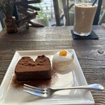 アンバードロップコーヒーロースターズ - 