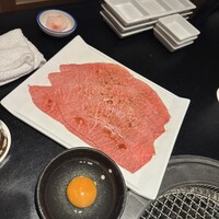 焼肉専科 肉の切り方 日本橋本店 - 