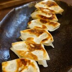 餃子酒場 - ひとくち餃子