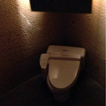 NAGUY BAR - トイレの中のトイレ