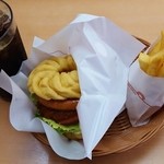 モスバーガー - ぐるぐるチェリソ・Sポテトセット（730円）