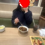 ビッグボーイ 白鳥店 - カレーも美味しい