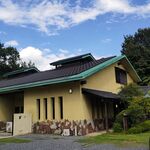 びっくはんど - この建物の見た目と店内の雰囲気は全く違う