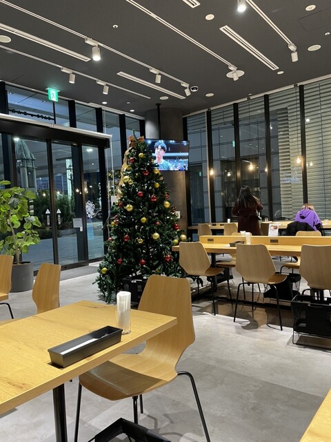 Stropse CAFe&BAR STROPSeのご予約 - 銀座一丁目/カフェ | 食べログ