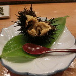 小判寿司 -  殻付ウニ