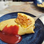 銀水食堂 - 中はチキンライスです