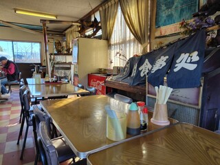 Maruya Shokudo - Interior