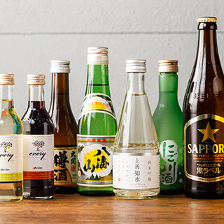 昼飲みもOK！鰻やおつまみと一緒に満喫できるお酒が充実♪