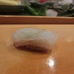 小判寿司 -  鮃は、塩で・・