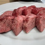 焼肉やっちゃん - 