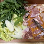 焼鳥やまき - 軍鶏鍋の具材達