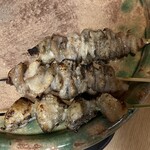 焼鳥やまき - かわ、ぼんじり