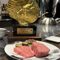 大阪鉄板焼き 神戸牛 TATARA - 黒毛和牛50g ＋ 神戸牛50g  本日入荷の季節の焼き野菜