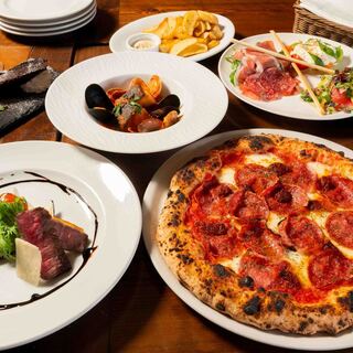 Trattoria Pizzeria Bar FAVETTA 窯焼きピザ_1