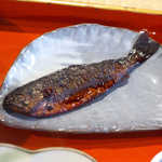 鶴の湯温泉 - イワナ甘露煮。良い意味で味が濃く、これでご飯を軽く一杯いけそう(^-^)