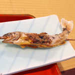 鶴の湯温泉 - イワナの塩焼き。日本酒との相性は抜群です