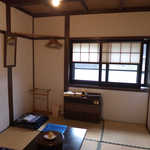 鶴の湯温泉 - 余計なものは、何もない。これが湯治場、ひとり部屋です