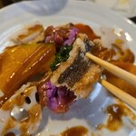 キッチン ブルー グローブ - パリパリな皮と、カリッとした食感