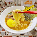 パパパパパイン - 三河屋製麺製の細ストレート麺