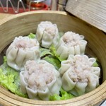 四川 - 料理写真:シュウマイ@550円　お肉ゴロゴロ！筍もいい食感！