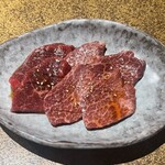 炭火焼肉 まん平 - ロース