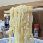 松食堂 - モチモチ感マックスの中太麺