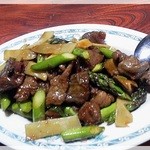 中華料理 龍馬 -  アスパラ牛肉の炒め　900円