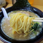 麺屋 達 - 2014年5月31日(土)　らーめん中盛(780円)　麺リフト