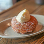 Bird COFFEE - ドーナツ ＆ カスタードクリーム☆